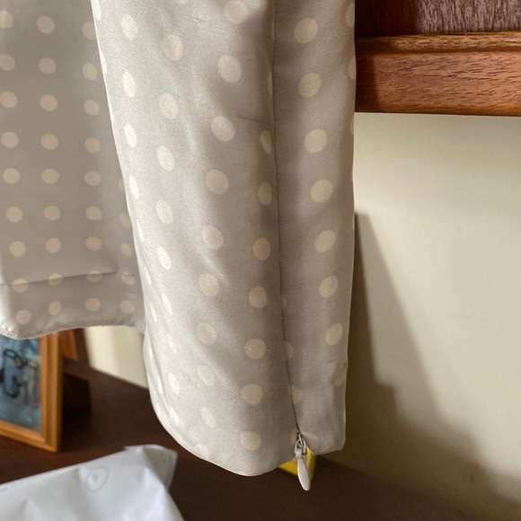 J Crew silk shantung scoop neck sleeveless shirt. Very Jackie O style. - Picture 5 of 7